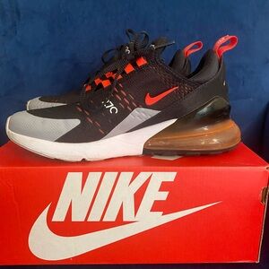 Air Max 270 size 6y